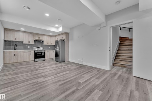 1460 25 Street, Edmonton, AB 