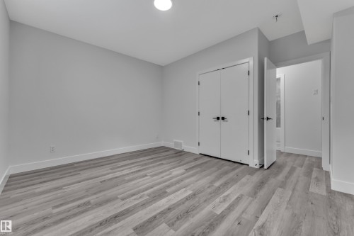 1460 25 Street, Edmonton, AB 
