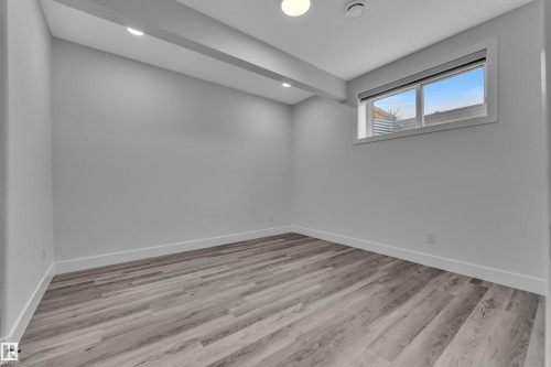 1460 25 Street, Edmonton, AB 