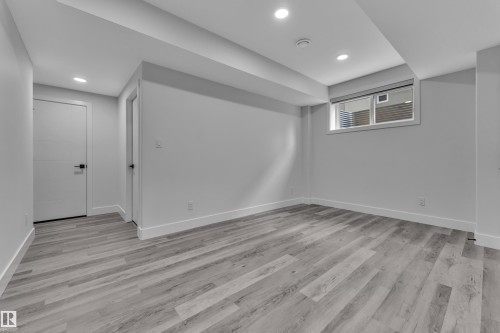 1460 25 Street, Edmonton, AB 
