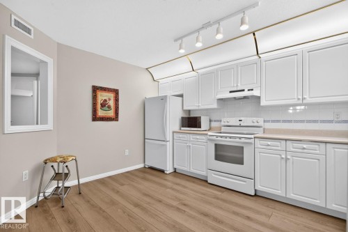 208 6220 Fulton Road, Edmonton, AB 