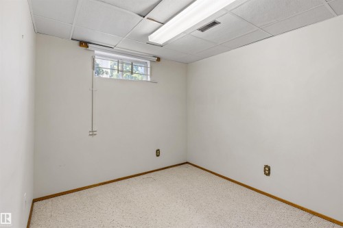 37 Leon Place, St. Albert, AB 