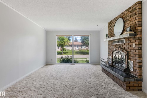 37 Leon Place, St. Albert, AB 