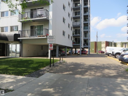 606 8310 Jasper Avenue, Edmonton, AB 