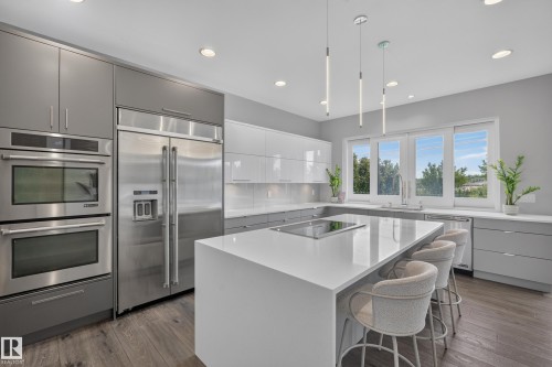 9509 99B Street, Edmonton, AB 