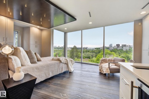 9509 99B Street, Edmonton, AB 