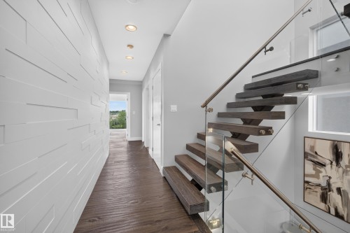 9509 99B Street, Edmonton, AB 