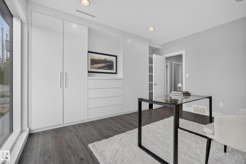 9509 99B Street, Edmonton, AB 