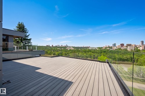 9509 99B Street, Edmonton, AB 