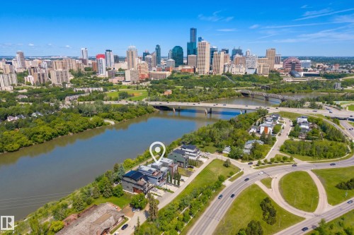 9509 99B Street, Edmonton, AB 