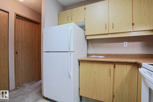203 44 Alpine Place, St. Albert, AB - Indoor