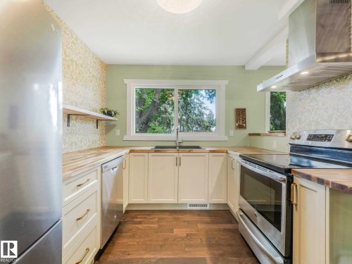 10807 135 Street, Edmonton, AB 