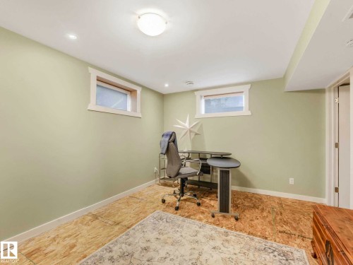 10807 135 Street, Edmonton, AB 