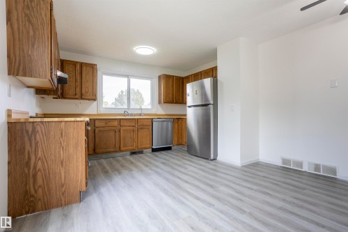 48 Greystone Drive, Spruce Grove, AB 