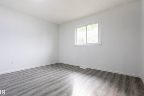 48 Greystone Drive, Spruce Grove, AB 
