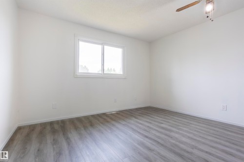 48 Greystone Drive, Spruce Grove, AB 