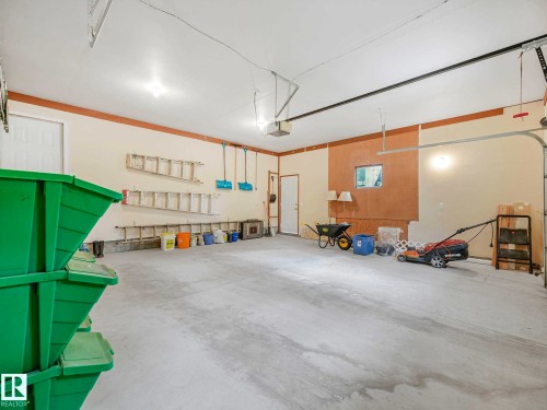 5 Akins Drive, St. Albert, AB 