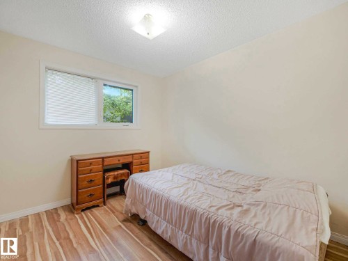 5 Akins Drive, St. Albert, AB 