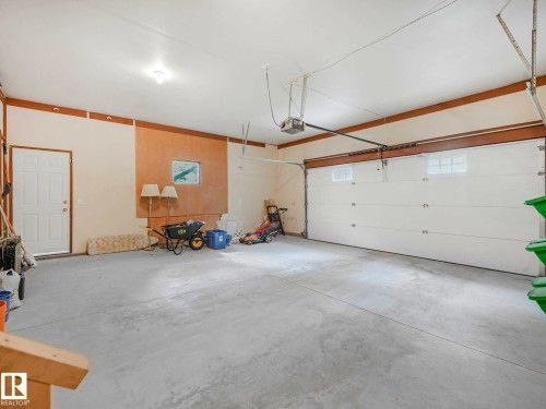 5 Akins Drive, St. Albert, AB 