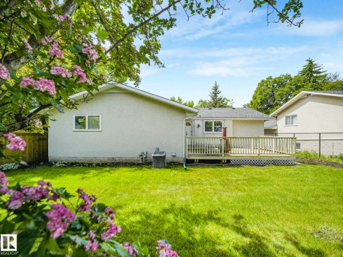 5 Akins Drive, St. Albert, AB 