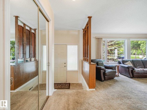 5 Akins Drive, St. Albert, AB 