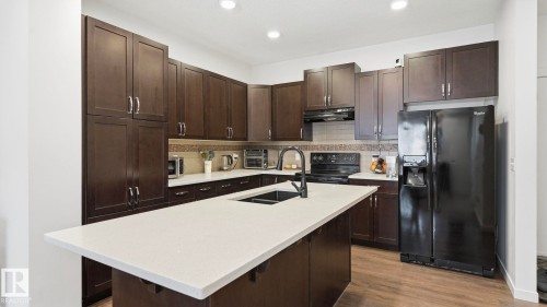 4318 Annett Common, Edmonton, AB 