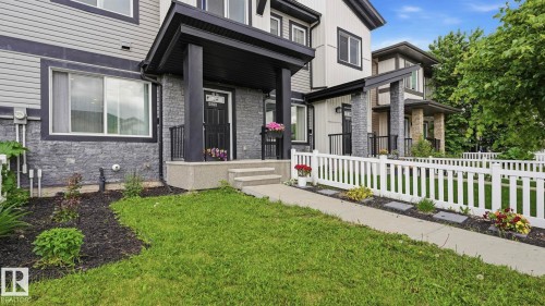 4318 Annett Common, Edmonton, AB 