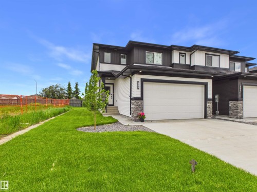 348 Genesis Villa(S), Stony Plain, AB 