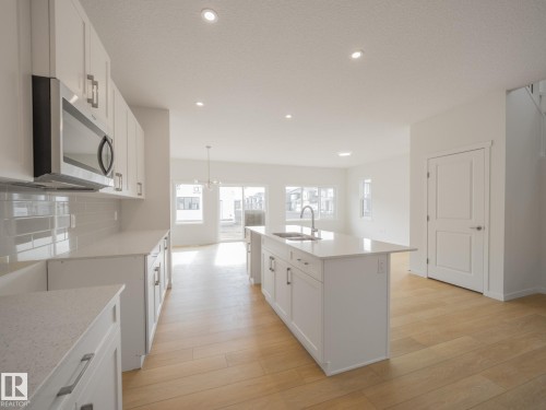 2503 211 Street Nw, Edmonton, AB - Indoor Photo Showing Kitchen