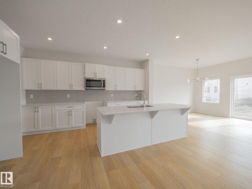2503 211 Street Nw, Edmonton, AB - Indoor Photo Showing Kitchen
