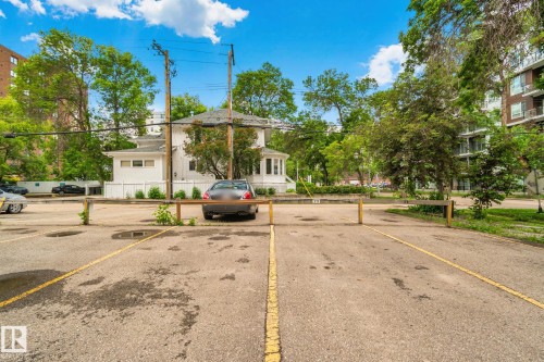 205 9940 112 Street, Edmonton, AB 