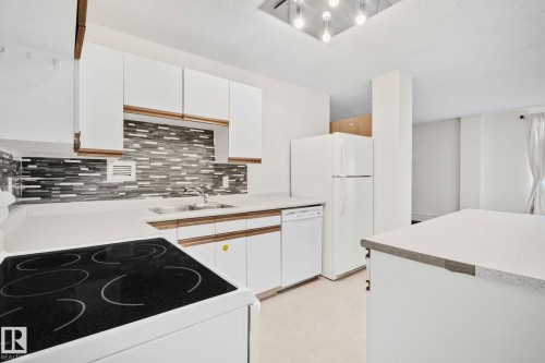 205 9940 112 Street, Edmonton, AB 