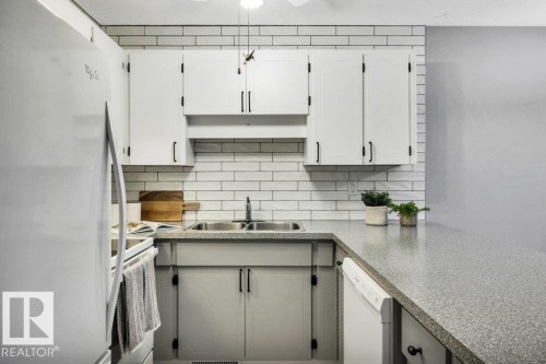 8 Pineview Horizon Village, St. Albert, AB 