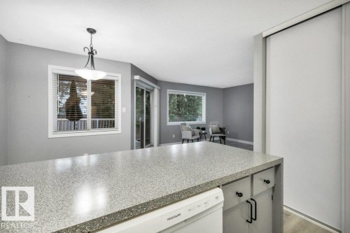 8 Pineview Horizon Village, St. Albert, AB 