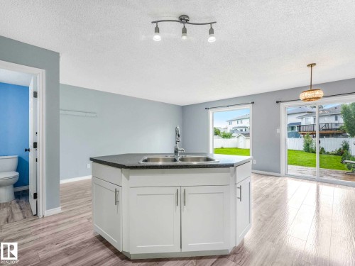6828 159A Avenue, Edmonton, AB 