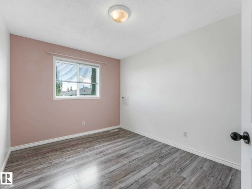 6828 159A Avenue, Edmonton, AB 