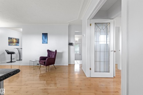 8707 69 Avenue, Edmonton, AB 