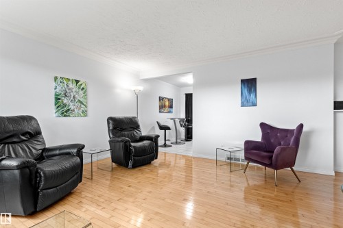 8707 69 Avenue, Edmonton, AB 