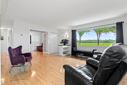 8707 69 Avenue, Edmonton, AB 