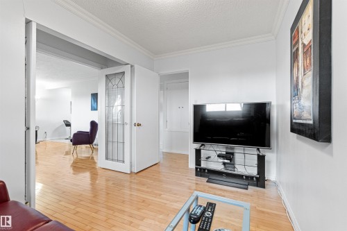 8707 69 Avenue, Edmonton, AB 