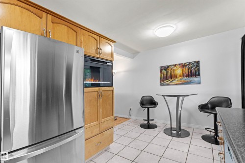 8707 69 Avenue, Edmonton, AB 