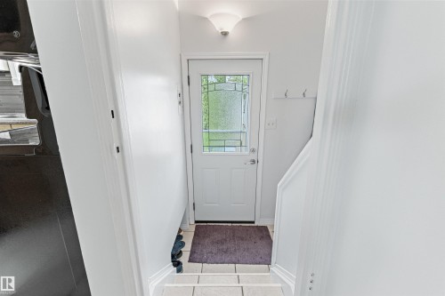 8707 69 Avenue, Edmonton, AB 