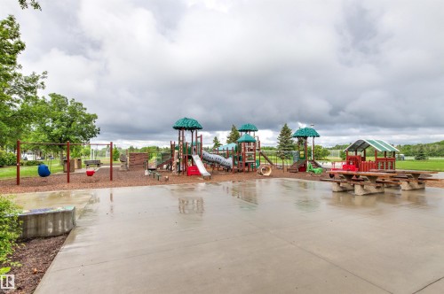 8707 69 Avenue, Edmonton, AB 