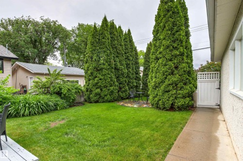 8707 69 Avenue, Edmonton, AB 