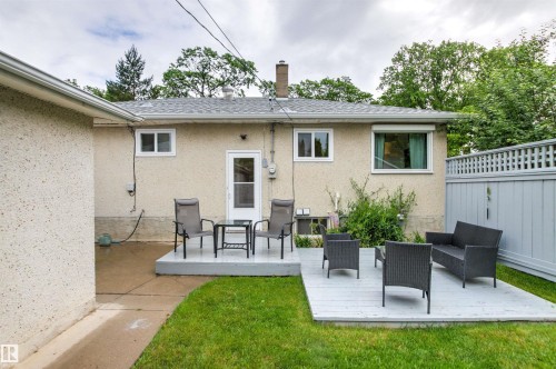 8707 69 Avenue, Edmonton, AB 