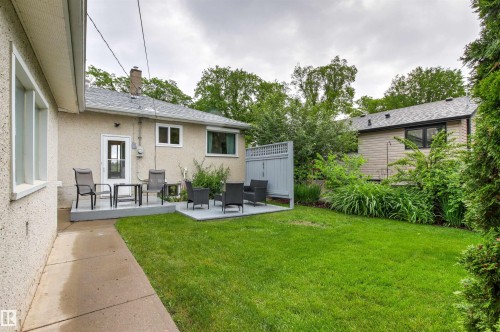 8707 69 Avenue, Edmonton, AB 