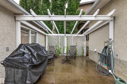 8707 69 Avenue, Edmonton, AB 