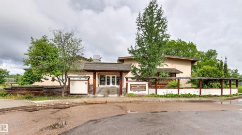 8707 69 Avenue, Edmonton, AB 