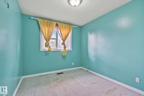 18605 86A Avenue, Edmonton, AB 