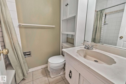 18605 86A Avenue, Edmonton, AB 